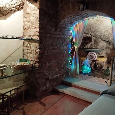 Al Cantinone Toffia 外观 照片